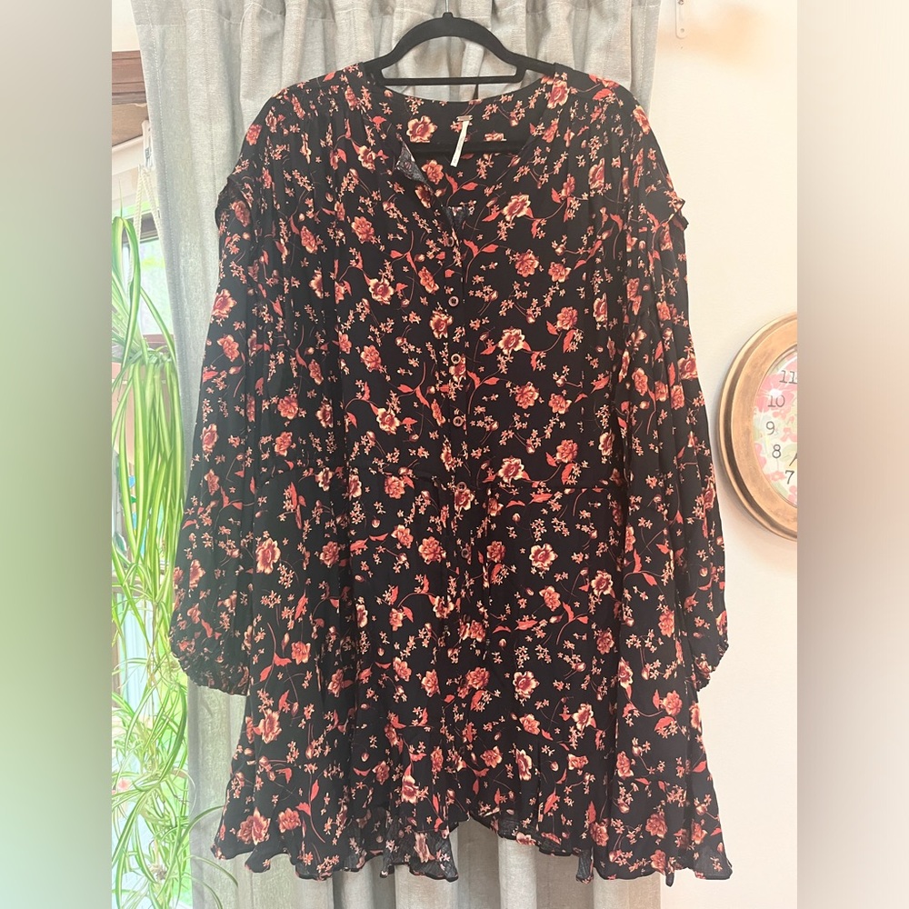 FREE PEOPLE cinch-waist tunic or mini dress